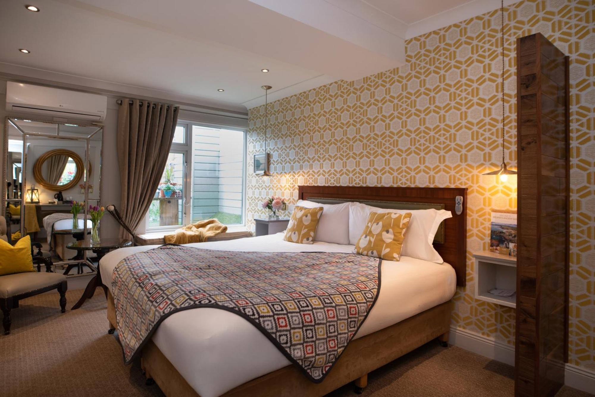 Double or Twin Room Room Only